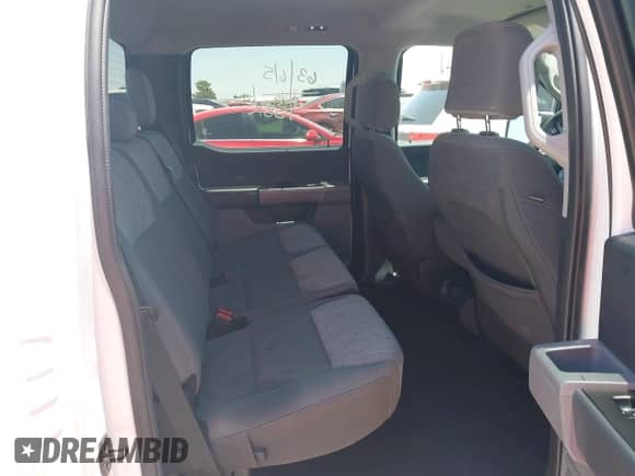 2023 Ford F-150 XL с VIN 1FTEW1C81PKD69556, выставлен на аукционе IAAI как лот 42503233 с пробегом 57 679 миль миль и . История ставок и продаж доступна на DreamBid. Изображение 8.