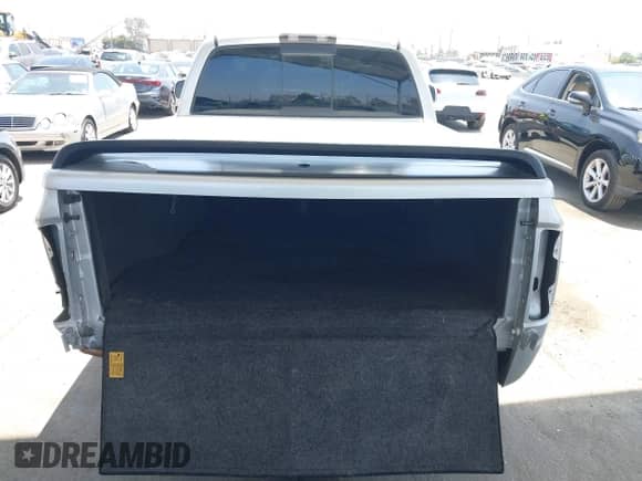 2005 Dodge RAM with VIN 3D3HA16H75G830570, listed as a IAAI auction lot 42586838 with 40,449 mi miles and . Bid and sale history available at DreamBid. Image 17.