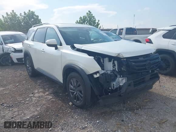 2024 Nissan Pathfinder Rock Creek with VIN 5N1DR3BD6RC275503, listed as a IAAI auction lot 43226840 with 9,618 mi miles and . Bid and sale history available at DreamBid. Image 1.