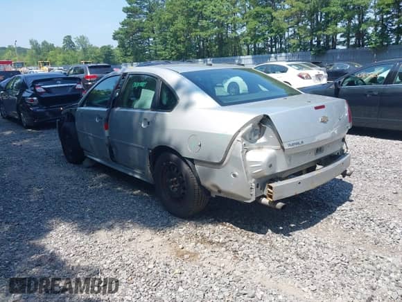 2015 Chevrolet Impala Police Police with VIN 2G1WD5E38F1158994, listed as a IAAI auction lot 42816850 with 143,422 mi miles and . Bid and sale history available at DreamBid. Image 3.
