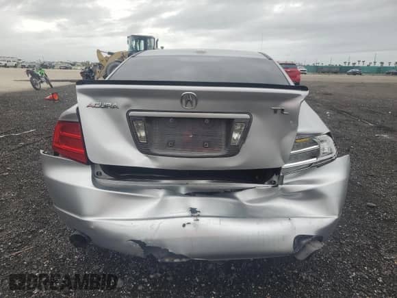 2006 Acura TL with VIN 19UUA66256A060211, listed as a Copart auction lot 85546955 with 168,624 mi miles and Non repairable. Bid and sale history available at DreamBid. Image 6.