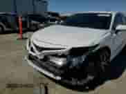 2023 Toyota Camry SE z VIN 4T1G11AK6PU807459, wystawiony jako Copart lot #83850845 z przebiegiem 24 604 mil mil oraz Szkoda całkowita • Salvage title. Historia ofert i sprzedaży dostępna na DreamBid. Obrazek 14.
