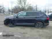 2021 Volkswagen Tiguan SE с VIN 3VV2B7AX0MM132946, выставлен на аукционе IAAI как лот 42050581 с пробегом 49 344 миль миль и . История ставок и продаж доступна на DreamBid. Изображение 13.