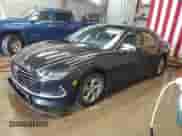 2022 Hyundai Sonata SE with VIN 5NPEG4JA8NH134779, listed as a Copart auction lot 60897335 with 35,935 mi miles and Salvage title. Bid and sale history available at DreamBid. Image 1.