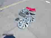 2015 Toyota Prius One z VIN JTDKDTB3XF1114578, wystawiony jako IAAI lot #42831122 z przebiegiem 52 053 mil mil oraz . Historia ofert i sprzedaży dostępna na DreamBid. Obrazek 12.