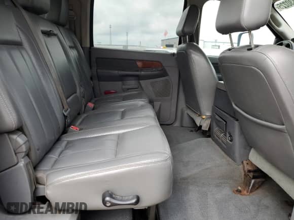2006 Dodge 2500 SLT с VIN 3D7KS29C76G211282, выставлен на аукционе Copart как лот 57330225 с пробегом 313 987 миль миль и Списание • Salvage title. История ставок и продаж доступна на DreamBid. Изображение 10.
