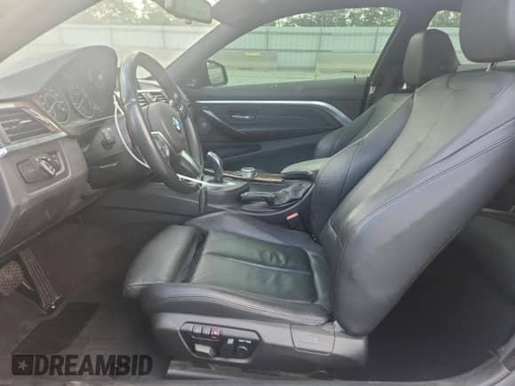 2014 BMW 4 Series 435i с VIN WBA3R1C5XEK190270, выставлен на аукционе Copart как лот 66992685 с пробегом 95 805 миль миль и Списание • Salvage title. История ставок и продаж доступна на DreamBid. Изображение 7.