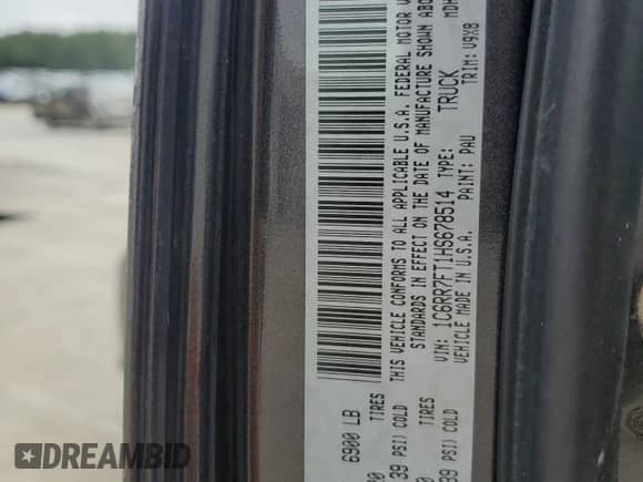 2017 Ram 1500 Express z VIN 1C6RR7FT1HS678514, wystawiony jako Copart lot #68914665 z przebiegiem 183 010 mil mil oraz Szkoda całkowita • Salvage title. Historia ofert i sprzedaży dostępna na DreamBid. Obrazek 12.