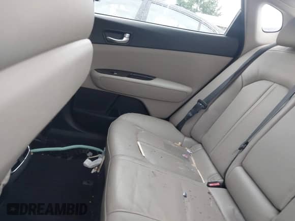 2016 Kia Optima EX with VIN 5XXGU4L31GG009041, listed as a IAAI auction lot 43327702 with 125,108 mi miles and . Bid and sale history available at DreamBid. Image 8.