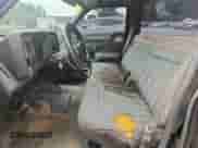 1989 GMC Sierra 1500 с VIN 1GTDK14KXKE507989, выставлен на аукционе Copart как лот 67599295 с пробегом 172 284 миль миль и Списание • Salvage title. История ставок и продаж доступна на DreamBid. Изображение 7.