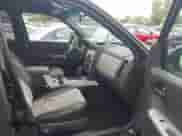 2008 Mercury Mariner Premier with VIN 4M2CU97178KJ44773, listed as a IAAI auction lot 43028644 with 186,934 mi miles and . Bid and sale history available at DreamBid. Image 5.