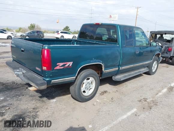 1998 GMC Sierra 1500 с VIN 2GTEK19R4W1536048, выставлен на аукционе IAAI как лот 43432833 с пробегом 228 394 миль миль и . История ставок и продаж доступна на DreamBid. Изображение 4.