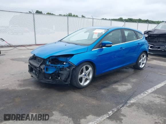 2012 Ford Focus Titanium с VIN 1FAHP3N20CL193639, выставлен на аукционе IAAI как лот 43043175 с пробегом 113 775 миль миль и . История ставок и продаж доступна на DreamBid. Изображение 18.
