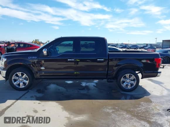 2018 Ford F-150 XL с VIN 1FTEW1E53JFE67555, выставлен на аукционе IAAI как лот 41653137 с пробегом 122 886 миль миль и . История ставок и продаж доступна на DreamBid. Изображение 15.