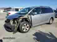 2017 Toyota Sienna LE with VIN 5TDKZ3DC2HS801090, listed as a Copart auction lot 85857305 with 401,170 mi miles and Salvage title. Bid and sale history available at DreamBid. Image 1.