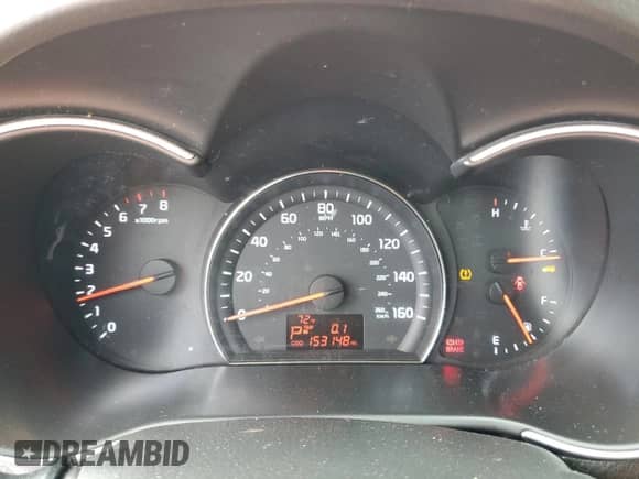 2014 Kia Sorento LX z VIN 5XYKT4A60EG489866, wystawiony jako Copart lot #85171015 z przebiegiem 153 148 mil mil oraz Szkoda całkowita • Salvage title. Historia ofert i sprzedaży dostępna na DreamBid. Obrazek 9.