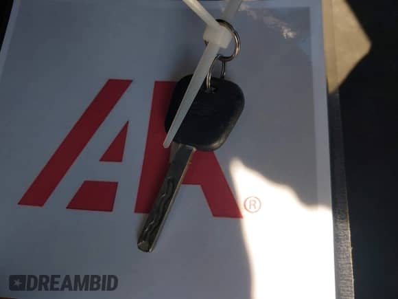 2017 Chevrolet Silverado 1500 LTZ с VIN 3GCUKSEC4HG508828, выставлен на аукционе IAAI как лот 43075357 с пробегом 134 955 миль миль и . История ставок и продаж доступна на DreamBid. Изображение 11.