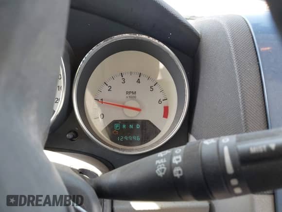 2007 Dodge Caliber R/T с VIN 1B3HE78KX7D103451, выставлен на аукционе IAAI как лот 42749699 с пробегом 129 996 миль миль и . История ставок и продаж доступна на DreamBid. Изображение 7.
