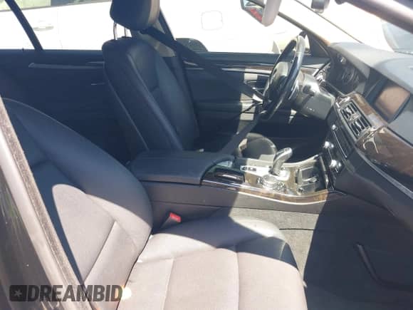 2016 BMW 5 Series 528i xDrive с VIN WBA5A7C58GG644329, выставлен на аукционе IAAI как лот 42651485 с пробегом 162 438 миль миль и . История ставок и продаж доступна на DreamBid. Изображение 5.