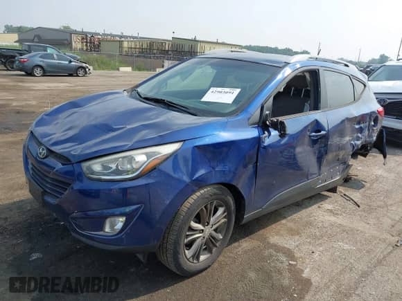 2015 Hyundai Tucson SE с VIN KM8JUCAG4FU003759, выставлен на аукционе IAAI как лот 42903091 с пробегом 92 486 миль миль и . История ставок и продаж доступна на DreamBid. Изображение 2.