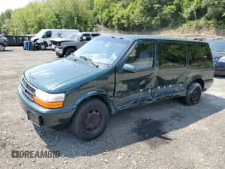 1993 Dodge Caravan Grand SE with VIN 1B4GH44RXPX587393, listed as a Copart auction lot 68863525 with 108,301 mi miles and Salvage title. Bid and sale history available at DreamBid. Image 1.