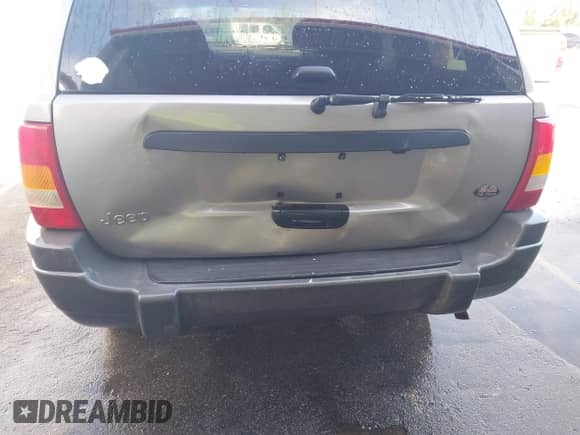 2001 Jeep Grand Cherokee Laredo с VIN 1J4GX48S01C735854, выставлен на аукционе IAAI как лот 43211634 с пробегом 137 648 миль миль и . История ставок и продаж доступна на DreamBid. Изображение 6.