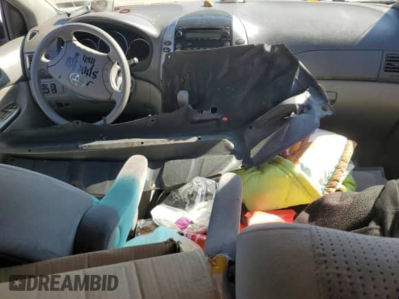 2007 Toyota Sienna LE with VIN 5TDZK23C57S027401, listed as a Copart auction lot 84293335 with Not provided miles and Salvage title. Bid and sale history available at DreamBid. Image 8.