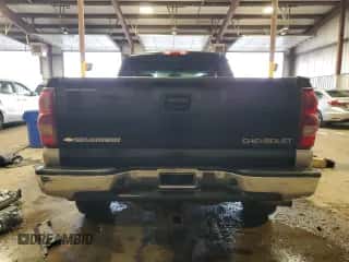 2003 Chevrolet Silverado 1500 LT z VIN 2GCEK19T131369848, wystawiony jako Copart lot #89799085 z przebiegiem 223 163 mil mil oraz Szkoda całkowita • Salvage title. Historia ofert i sprzedaży dostępna na DreamBid. Obrazek 6.