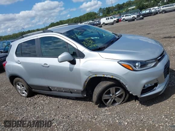 2022 Chevrolet Trax LT с VIN KL7CJPSM4NB551219, выставлен на аукционе IAAI как лот 43152111 с пробегом 30 232 миль миль и . История ставок и продаж доступна на DreamBid. Изображение 13.