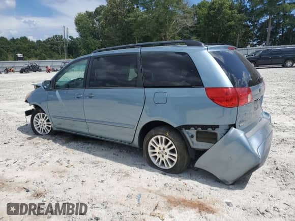 2007 Toyota Sienna XLE z VIN 5TDBK22C67S000064, wystawiony jako Copart lot #66478005 z przebiegiem 266 689 mil mil oraz Szkoda całkowita • Salvage title. Historia ofert i sprzedaży dostępna na DreamBid. Obrazek 2.