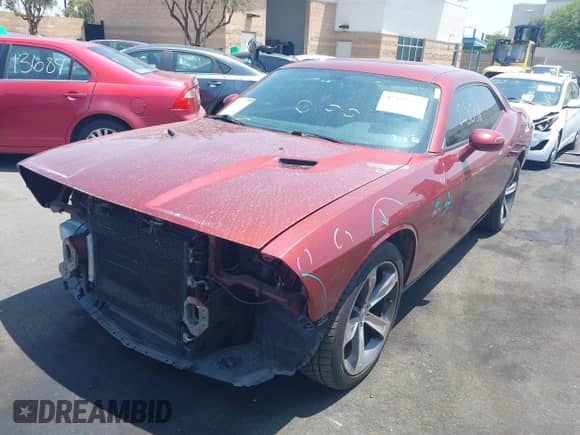 2014 Dodge Challenger R/T с VIN 2C3CDYBT1EH293275, выставлен на аукционе IAAI как лот 42425038 с пробегом 136 372 миль миль и . История ставок и продаж доступна на DreamBid. Изображение 20.