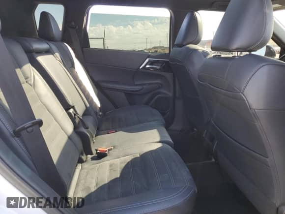 2022 Mitsubishi Outlander SE with VIN JA4J3UA82NZ064612, listed as a Copart auction lot 85007885 with 39,990 mi miles and Salvage title. Bid and sale history available at DreamBid. Image 10.
