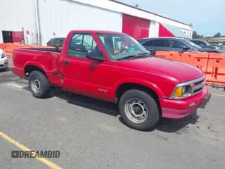 1994 Chevrolet S-10 с VIN 1GCCS1443R8177618, выставлен на аукционе IAAI как лот 42405381 с пробегом 140 254 миль миль и . История ставок и продаж доступна на DreamBid. Изображение 1.
