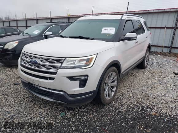 2018 Ford Explorer Limited z VIN 1FM5K7F82JGC69918, wystawiony jako IAAI lot #41427239 z przebiegiem 128 784 mil mil oraz . Historia ofert i sprzedaży dostępna na DreamBid. Obrazek 2.