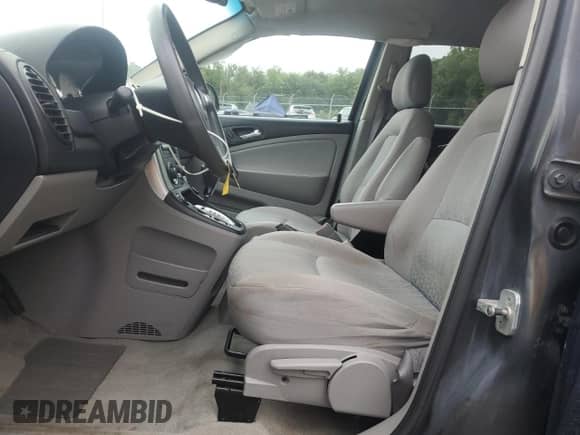 2007 Saturn VUE I4 with VIN 5GZCZ33D07S800670, listed as a Copart auction lot 69514255 with 109,651 mi miles and Salvage title. Bid and sale history available at DreamBid. Image 7.