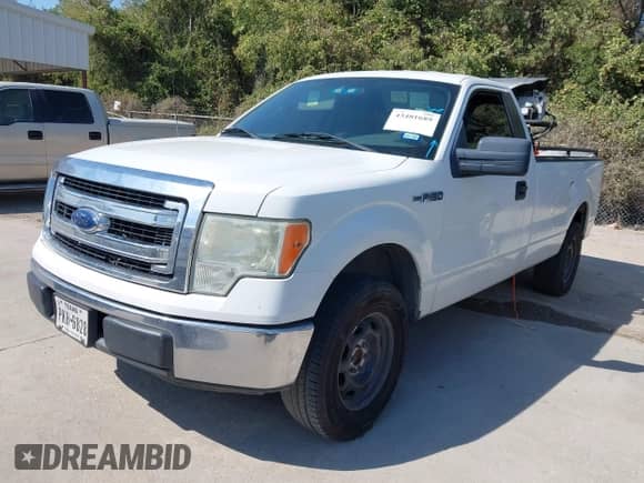 2013 Ford F-150 XL with VIN 1FTNF1CF3DKE07122, listed as a IAAI auction lot 43481689 with 259,721 mi miles and . Bid and sale history available at DreamBid. Image 17.