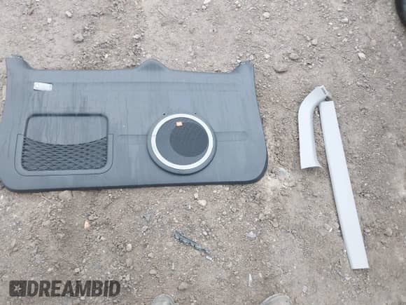 2006 Toyota RAV4 Sport z VIN JTMBD32V066003722, wystawiony jako IAAI lot #43381828 z przebiegiem 166 155 mil mil oraz . Historia ofert i sprzedaży dostępna na DreamBid. Obrazek 12.