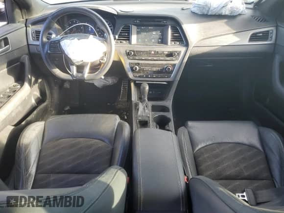 2017 Hyundai Sonata Sport z VIN 5NPE34AB1HH500543, wystawiony jako Copart lot #86613975 z przebiegiem 144 423 mil mil oraz Szkoda całkowita • Salvage title. Historia ofert i sprzedaży dostępna na DreamBid. Obrazek 8.