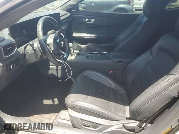 2024 Ford Mustang GT с VIN 1FA6P8CF4R5401626, выставлен на аукционе Copart как лот 67103185 с пробегом 19 203 миль миль и Списание • Salvage title. История ставок и продаж доступна на DreamBid. Изображение 7.