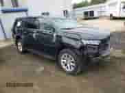 2022 Chevrolet Suburban Premier z VIN 1GNSKFKD4NR227224, wystawiony jako Copart lot #72340074 z przebiegiem 107 578 mil mil oraz Szkoda całkowita • Salvage title. Historia ofert i sprzedaży dostępna na DreamBid. Obrazek 4.
