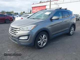 2013 Hyundai Santa Fe Sport with VIN 5XYZUDLAXDG039119, listed as a IAAI auction lot 43524581 with 331,501 mi miles and . Bid and sale history available at DreamBid. Image 2.
