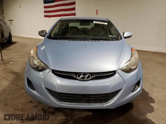 2013 Hyundai Elantra GLS z VIN KMHDH4AE6DU485962, wystawiony jako Copart lot #84523085 z przebiegiem 89 595 mil mil oraz Szkoda całkowita • Salvage title. Historia ofert i sprzedaży dostępna na DreamBid. Obrazek 5.