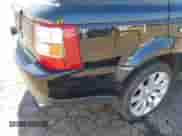 2007 Land Rover Range Rover Sport SC z VIN SALSH23497A111915, wystawiony jako IAAI lot #42396962 z przebiegiem 153 941 mil mil oraz . Historia ofert i sprzedaży dostępna na DreamBid. Obrazek 14.