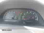 2003 Toyota Camry XLE z VIN 4T1BE32K33U738894, wystawiony jako IAAI lot #43410887 z przebiegiem 235 933 mil mil oraz . Historia ofert i sprzedaży dostępna na DreamBid. Obrazek 7.