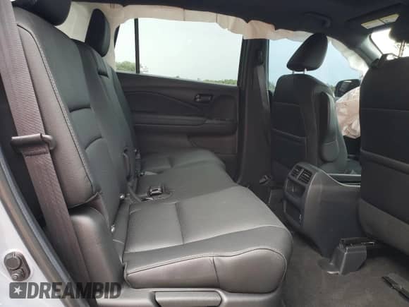 2022 Honda Passport EX-L with VIN 5FNYF7H55NB007030, listed as a Copart auction lot 84402415 with Not provided miles and Non repairable. Bid and sale history available at DreamBid. Image 11.