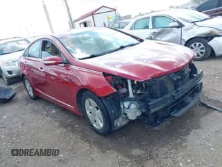 2011 Hyundai Sonata Hybrid z VIN KMHEC4A42BA011208, wystawiony jako IAAI lot #42976132 z przebiegiem 172 337 mil mil oraz . Historia ofert i sprzedaży dostępna na DreamBid. Obrazek 1.