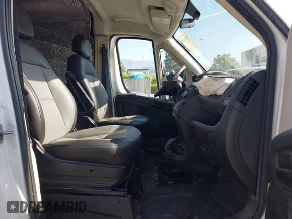 2015 Ram ProMaster Cargo with VIN 3C6TRVAG1FE503930, listed as a IAAI auction lot 42625432 with 172,120 mi miles and . Bid and sale history available at DreamBid. Image 5.