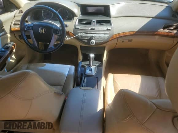 2009 Honda Accord EX-L with VIN 1HGCP26829A122420, listed as a Copart auction lot 87124955 with 131,023 mi miles and Clean title. Bid and sale history available at DreamBid. Image 8.