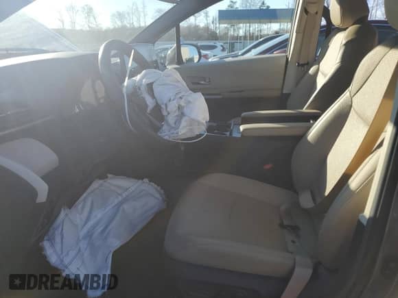 2023 Toyota Sienna Limited z VIN 5TDZRKECXPS178436, wystawiony jako Copart lot #49286705 z przebiegiem 12 622 mil mil oraz Szkoda całkowita • Salvage title. Historia ofert i sprzedaży dostępna na DreamBid. Obrazek 7.