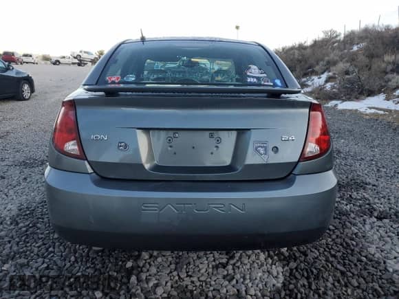 2006 Saturn ION with VIN 1G8AL55B86Z206670, listed as a Copart auction lot 43261115 with 178,314 mi miles and Salvage title. Bid and sale history available at DreamBid. Image 6.